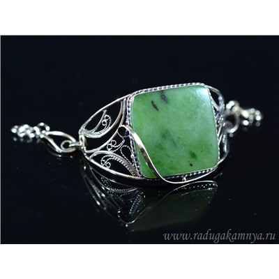 Браслет из нефрита, 19см.