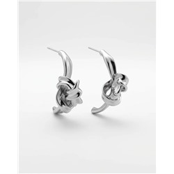 Стильные серьги