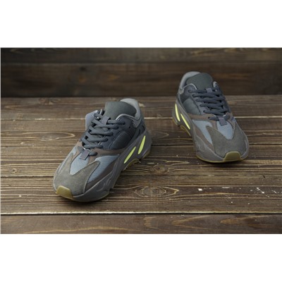 Adidas Yeezy Boost 700 V2 из натуральной замши и нейлона