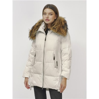 Куртка женская зимняя с мехом енот премиум класса бежевого цвета 381B