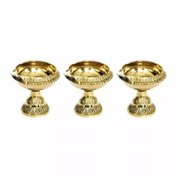 Набор латунных Кубер Дий с подставкой (3 шт), Brass Kuber Diya with Stand Set, произв. Shubhkart