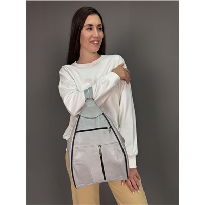 Сумка-рюкзак женская из телячьей кожи