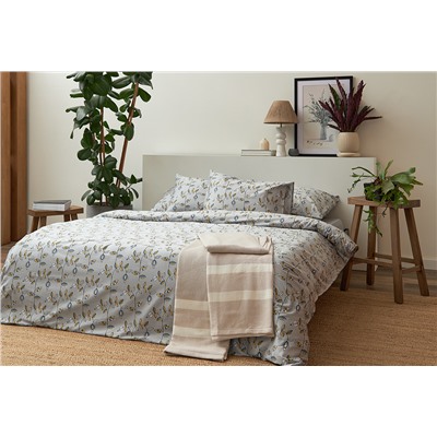 Набор наволочек "Ягоды тайги" из премиального сатина из коллекции Russian North, 50х70 см