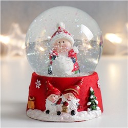 Снежный шар новогодний стеклянный «Малыш со снежным комом», полистоун, 7×6.7×8.8 см