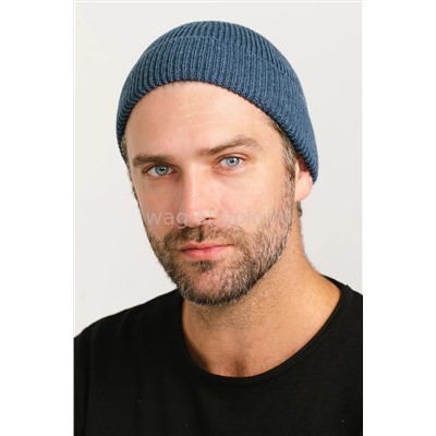 Мужская шапка с отворотом Топ426