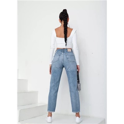 Женские джинсы МОМ с потертостями CRACPOT