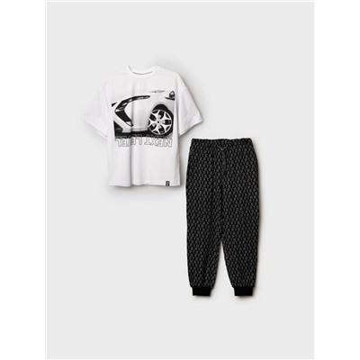 Комплект для мальчика: футболка, брюки