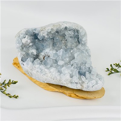 Радуга Самоцветов Друза Целестина на подставке