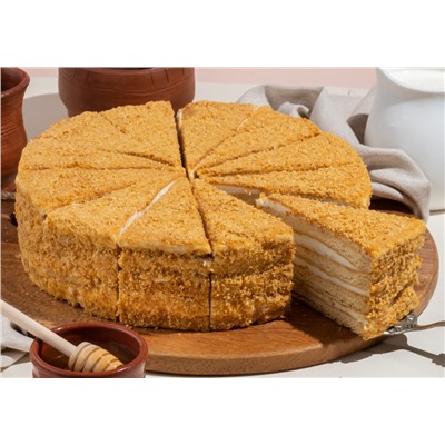 Торт Медовик 1,7кг (12 порций)