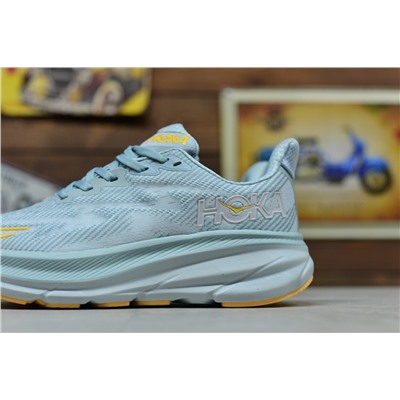 HOKA Clifton 9