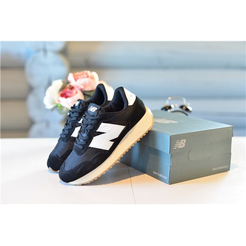 New Balance cl runner TM из натуральной замши и нейлона Размер 40