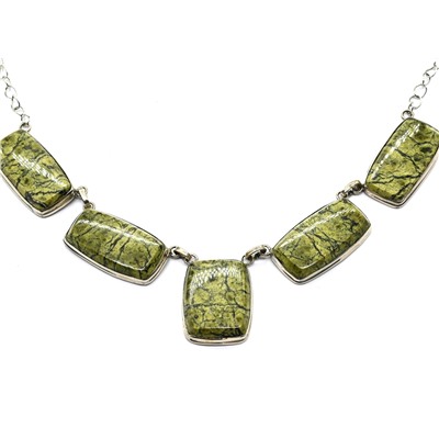 Колье змеевик, 54,5см.