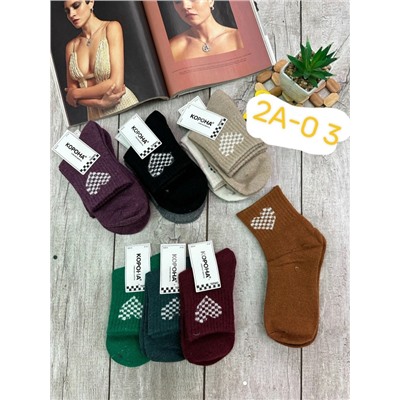 Женские. Носки
Из Ангора шерсть
Размер 37-41
Цена. 250₽
В наборе 5 пар.