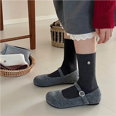 songmu Demi-season warm atmospheric wooden velvet knee socks, mid-length