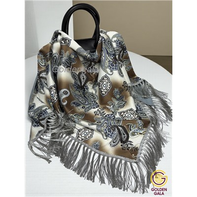 Косынка теплая на флисовой подкладке с бахромой Арт 2347/14