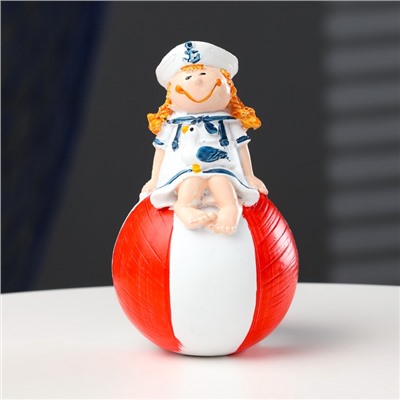 Фигурка «Девочка-морячка на шаре», красный, 12 см