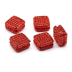 Бусина полимерная со стразами ромб 18*18мм, цв.алый (упаковка 5 штук)