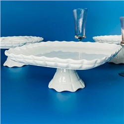 163-060 Квадратное блюдо 30,5х12см на ножке КОРНЕЛИЯ в под.уп.(х8)Фарфор