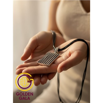 Кулон на кожаном шнурке "Женская грация" Арт КШ2130/11