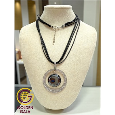 Кулон на кожаном шнурке "Женская грация" Арт КШ2130/15