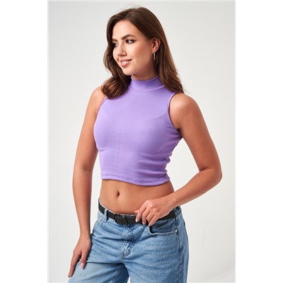 Женский топ 52714  укороченный с горлом / сиреневый