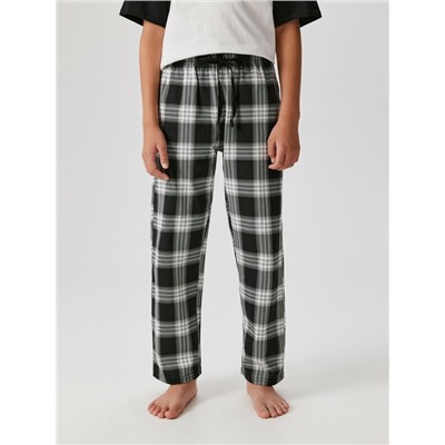 Набор для мальчиков((1)футболка и (2)брюки) Hendriks