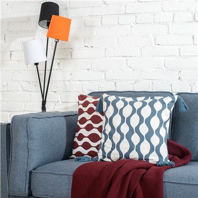 Чехол для подушки Traffic с кисточками серо-синего цвета из коллекции Cuts&Pieces, 45х45 см