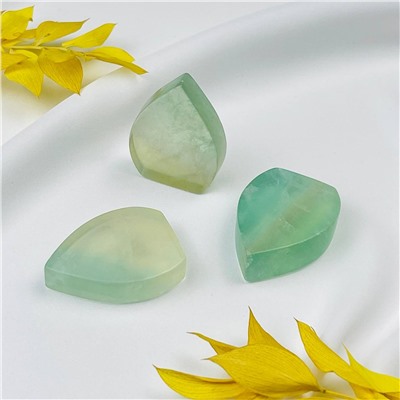 Радуга Самоцветов Полированный срез из Флюорита