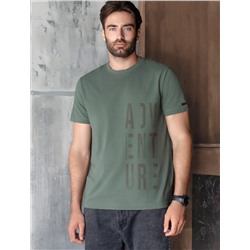 Футболка полуприлегающего кроя с принтом из премиального хлопка