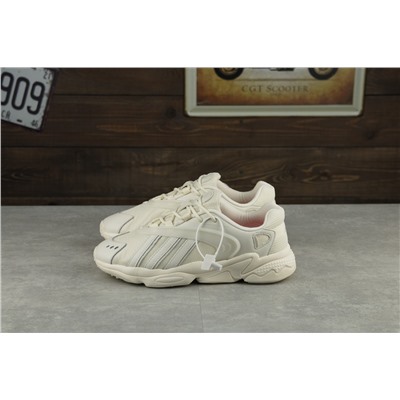 Adidas Oztral из натуральной кожи и нейлона