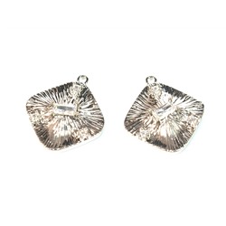 Подвеска ромб 15*17мм с фианитами, серебристая