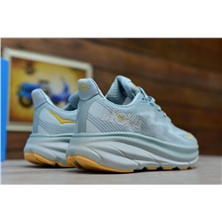 HOKA Clifton 9