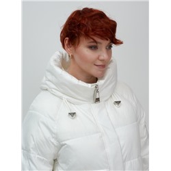 Куртка зимняя женская с капюшоном модная белого цвета 7341Bl