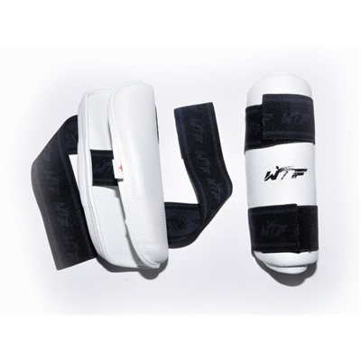 Защита предплечья для тхеквондистов. Размер L.  ZTT-019-B