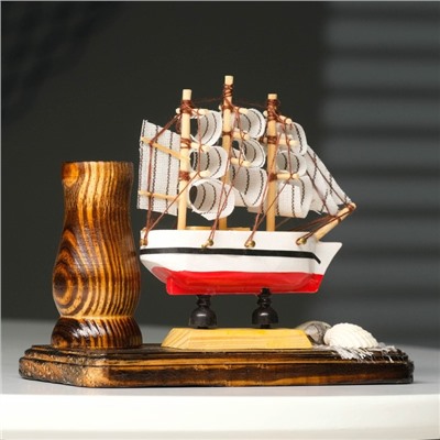 Карандашница дерево с моделью корабля «Путь», 12×13×6 см