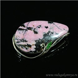 Брошь из родонита 43*28мм.