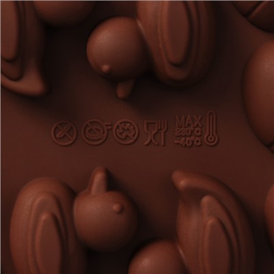 Форма для конфет и шоколада Доляна «Зайцы, утки и яйца», силикон, 22×10.2×1.4 см, 14 ячеек, коричневая