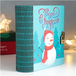 Новогодняя деревянная шкатулка-книга «Снеговик» 14×12х5 см