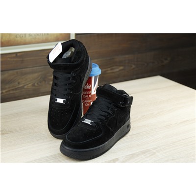 Зимние Nike Air Force из натуральной замши