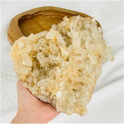 Радуга Самоцветов Друза Горного Хрусталя на подставке