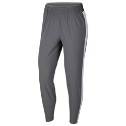 Nike, Essential Pants