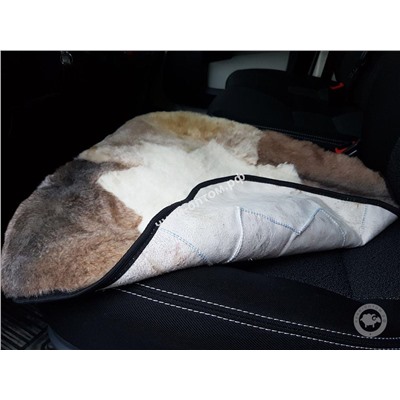 Сидушка "Ромб" из овчины на сиденья авто, 50 х 50 см