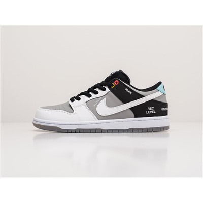 Кроссовки Nike SB Dunk Low