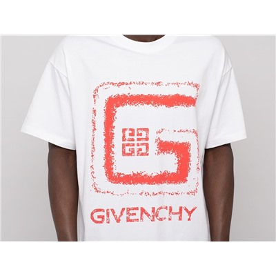 Футболка Givenchy