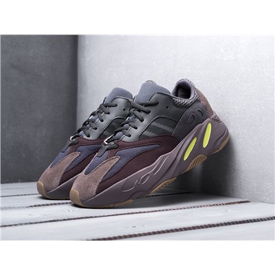 Кроссовки Adidas Yeezy Boost 700