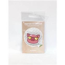 Значок ECO из дерева "Cool pig with glasses"