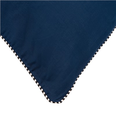 Набор из двух наволочек темно-синего цвета с контрастным кантом из коллекции Essential, 50х70 см
