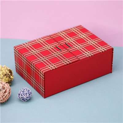 Подарочная коробка «Red bow», 18.5*13*7
