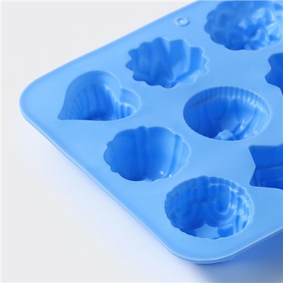 Форма силиконовая для выпечки Доляна «Немецкий кекс, роза», 16×21 см, 12 ячеек, цвет голубой