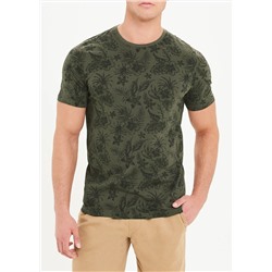 Leaf Print T-Shirt